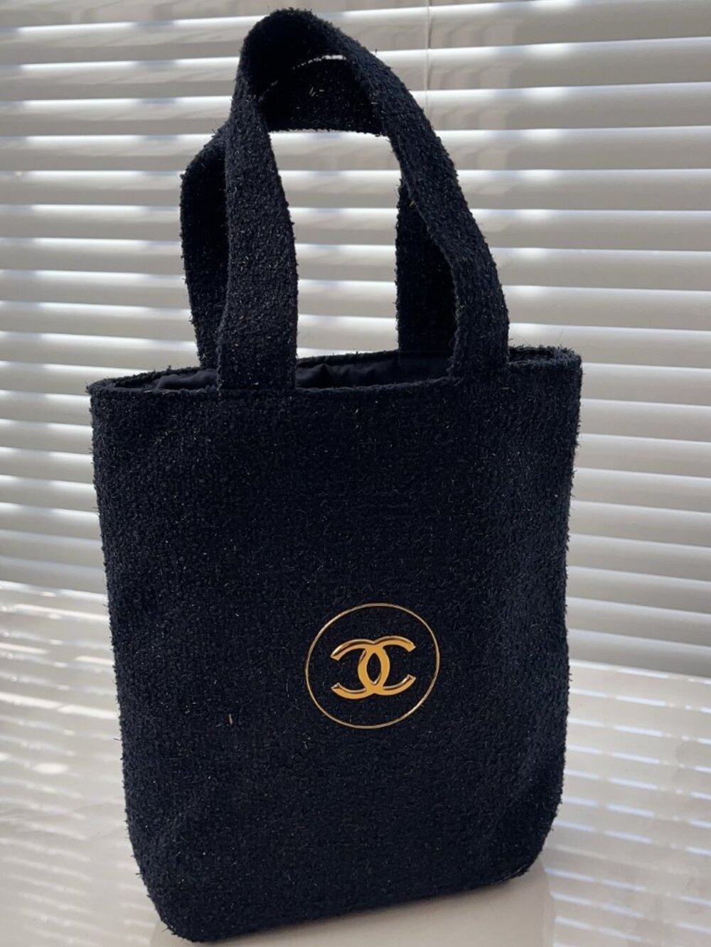 CHANEL WOOL MINI TOTE BAG. NEW !